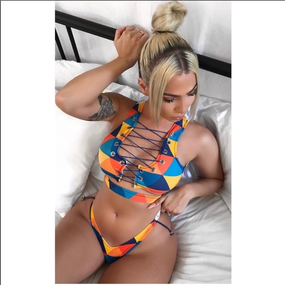 🆕Multi-Color Printed Two Piece Bikini - Picture 3 of 6